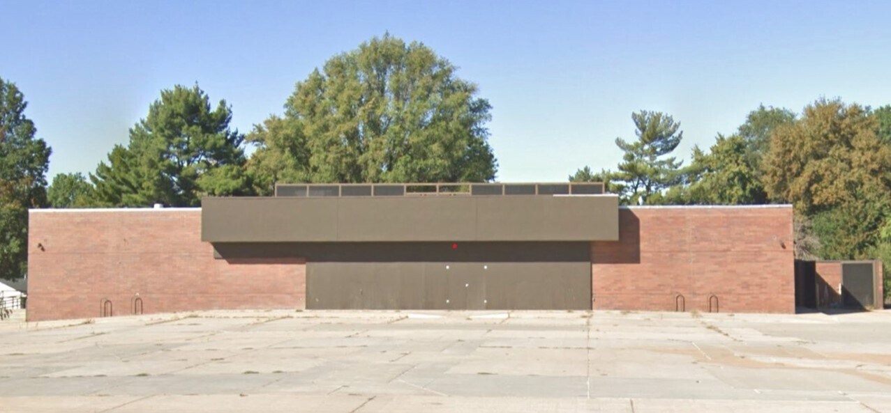 4024 Fleur Dr, Des Moines, IA for Rent