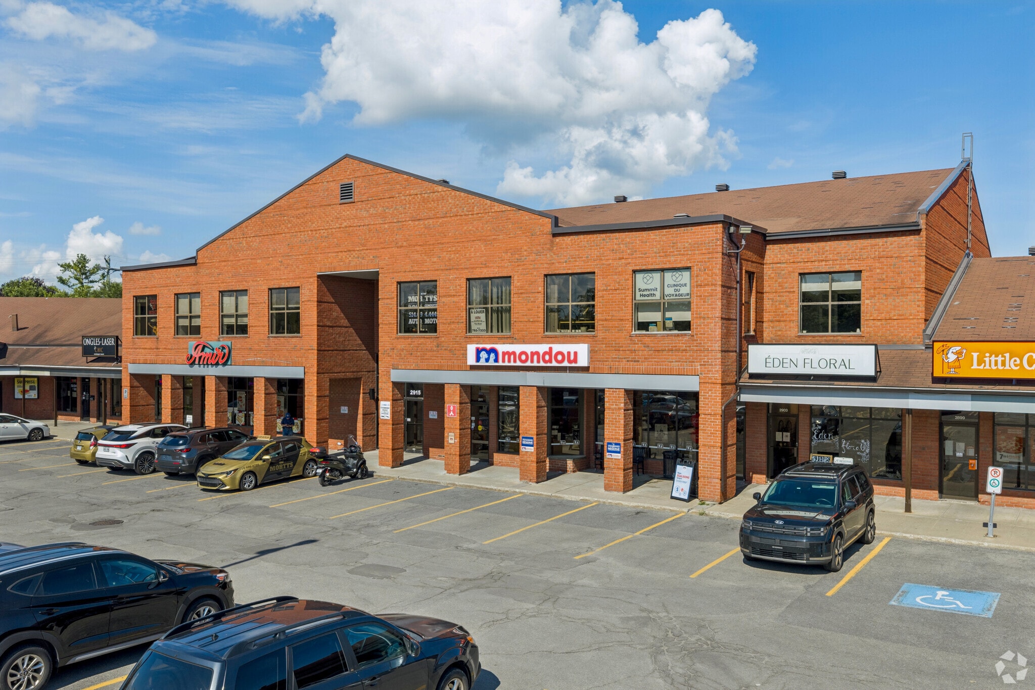 2899 Boulevard St-Charles, Kirkland, QC for Rent