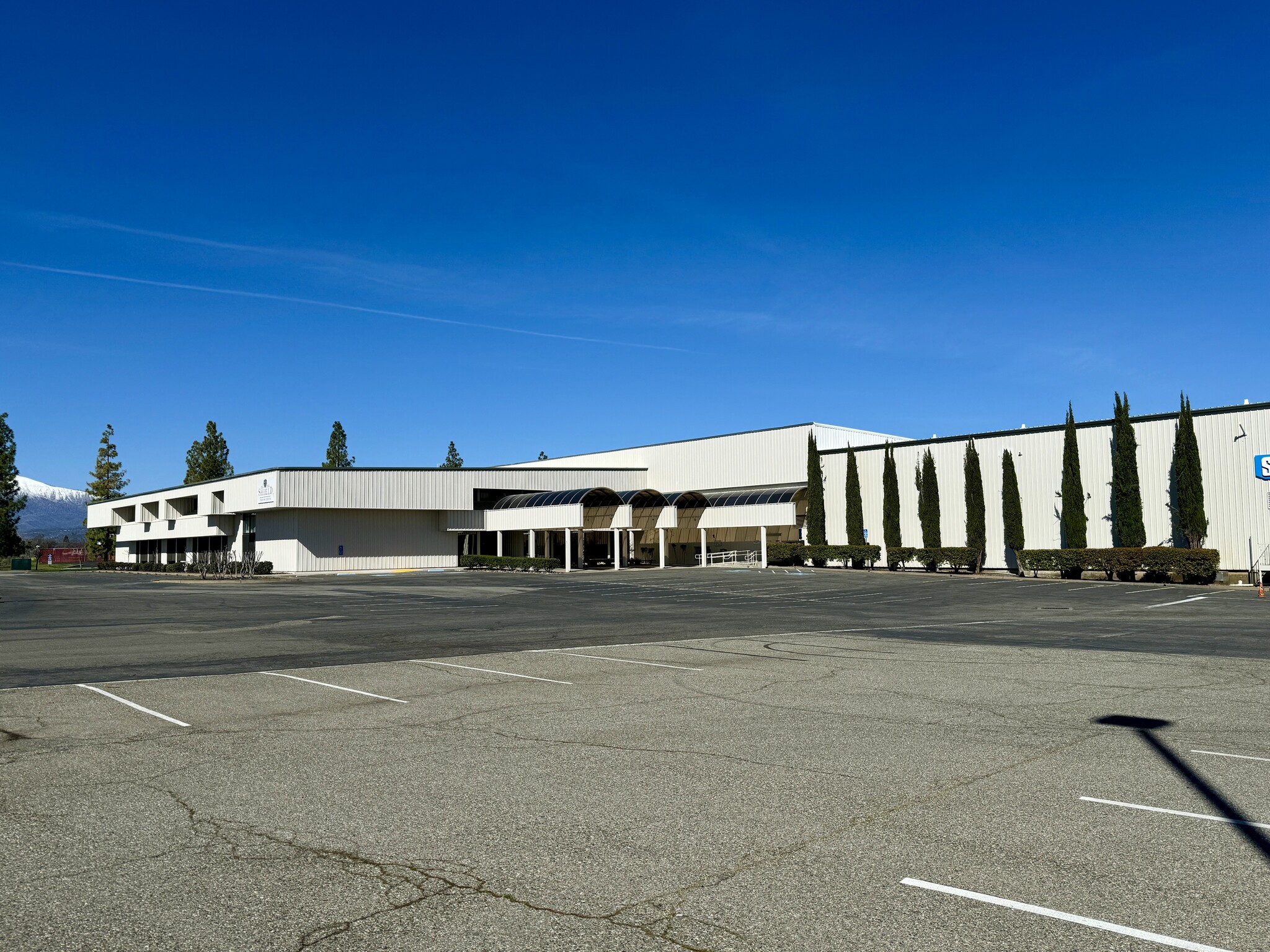 4300-4356 Caterpillar Rd, Redding, CA for Rent