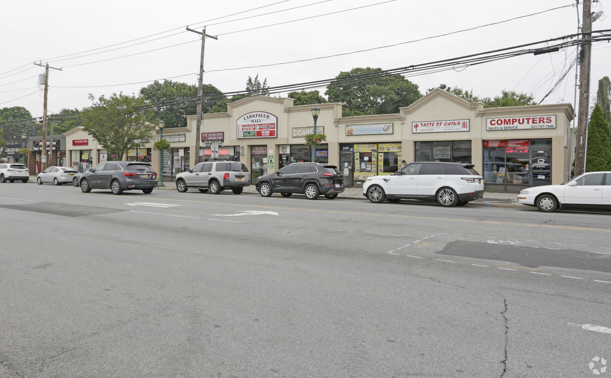 246-250 Larkfield Rd, East Northport, NY for Rent