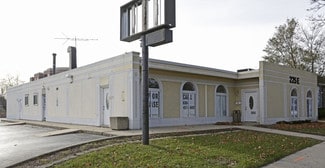 Roselle, IL Freestanding - 225 E Irving Park Rd