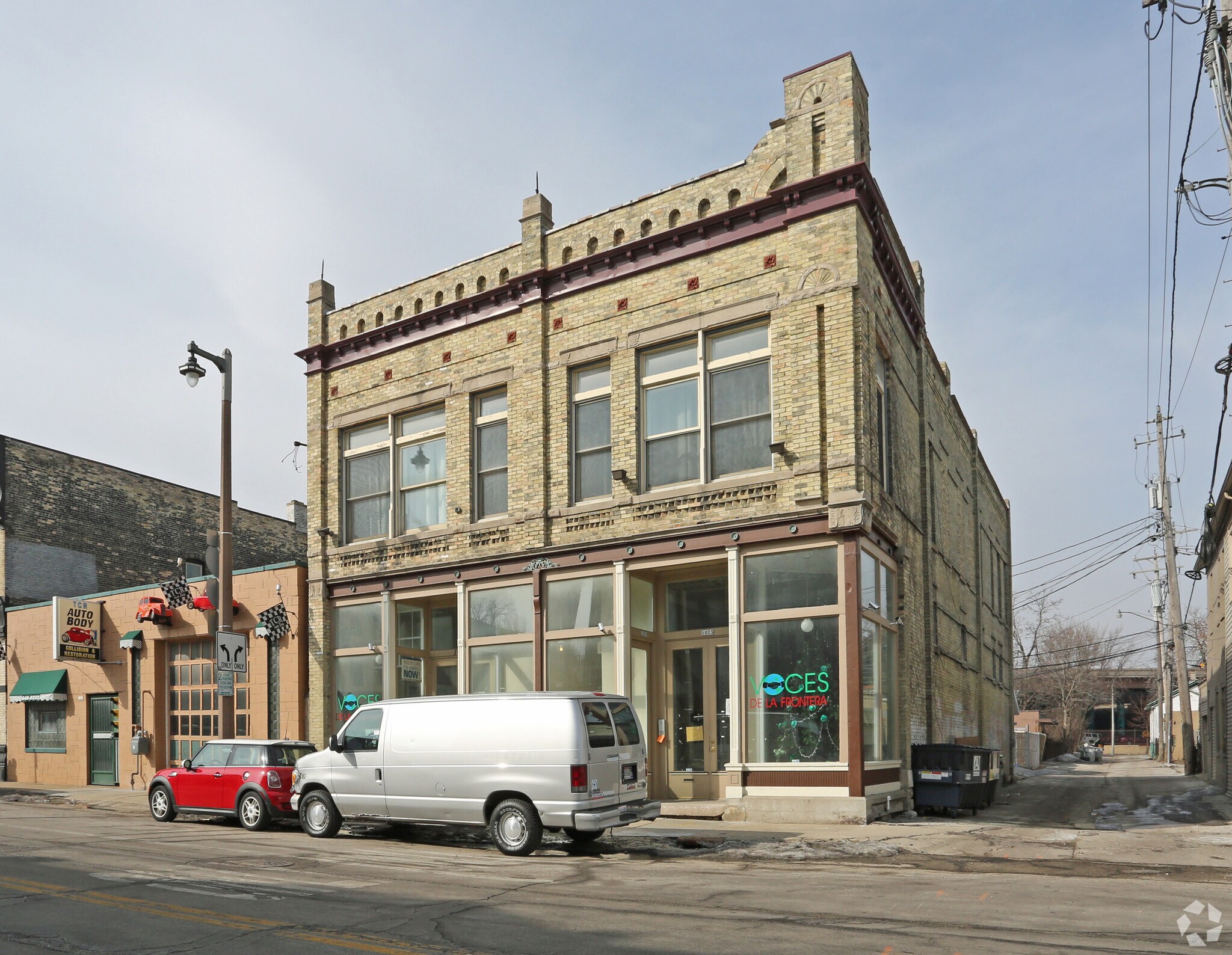 1023-1027 S 5th St, Milwaukee, WI for Rent