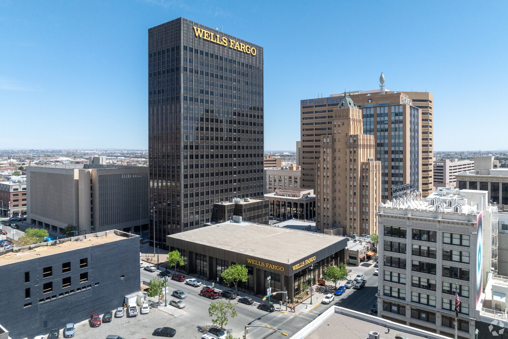221 N Kansas St, El Paso, TX for Rent