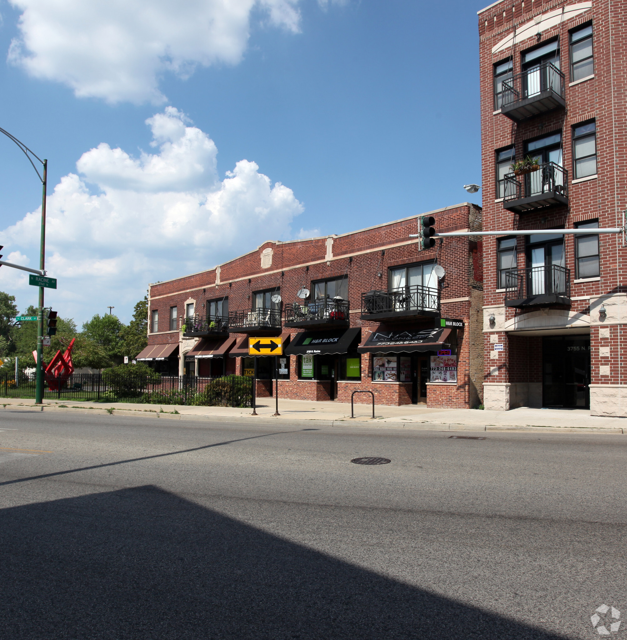 3757-3767 N Racine Ave, Chicago, IL for Rent