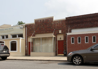 Washington, DC Storefront - 2003-2005 Bunker Hill Rd NE