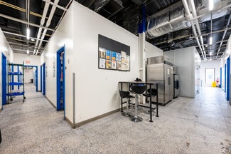 Indianapolis, IN Retail - 1021 N Pennsylvania St