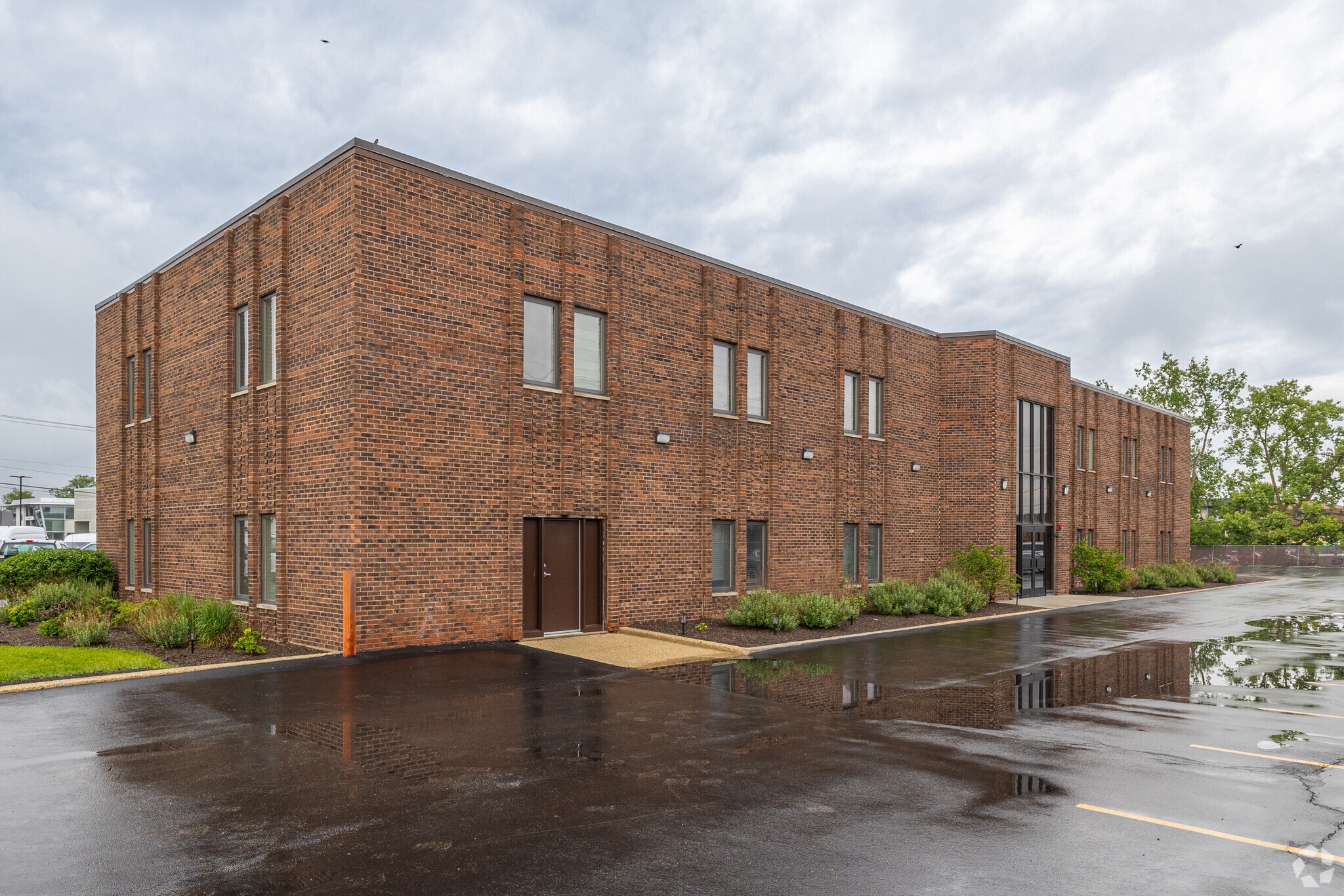 231 W Grand Ave, Bensenville, IL for Rent