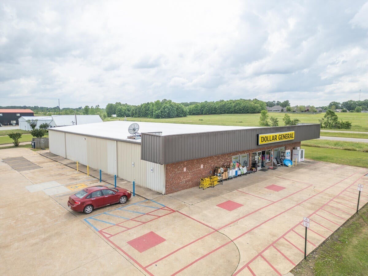 107 N Lee Dr, Guntown, MS for Sale