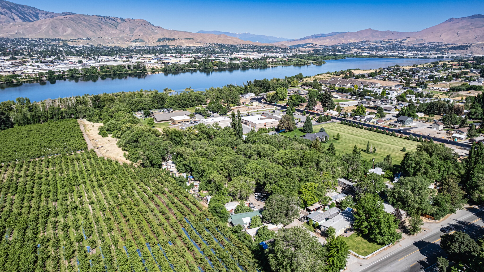 1800 Sunset Hwy, East Wenatchee, WA for Sale