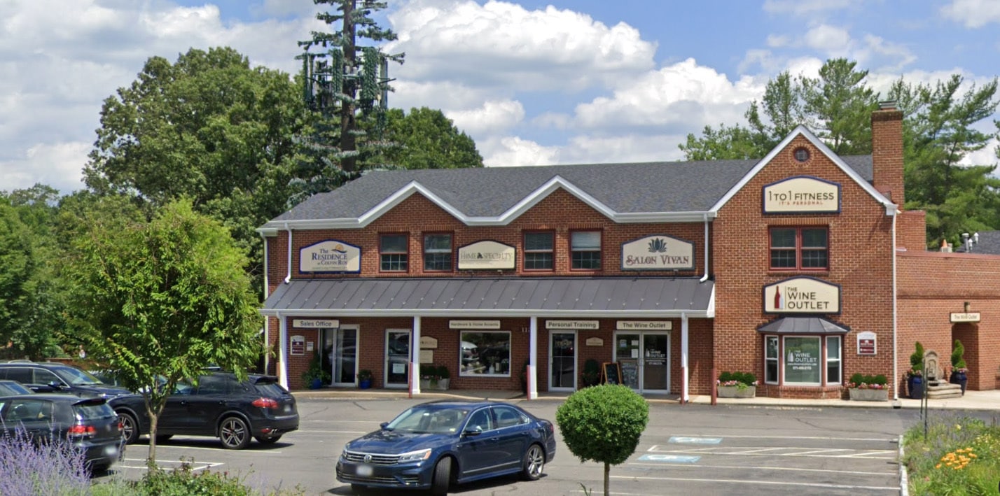 1137 Walker Rd, Great Falls, VA for Rent