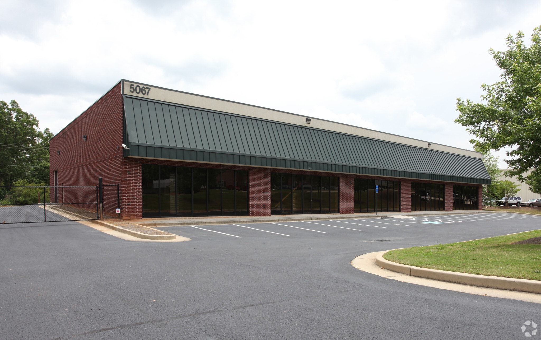 5067 Bristol Industrial Way, Buford, GA for Rent