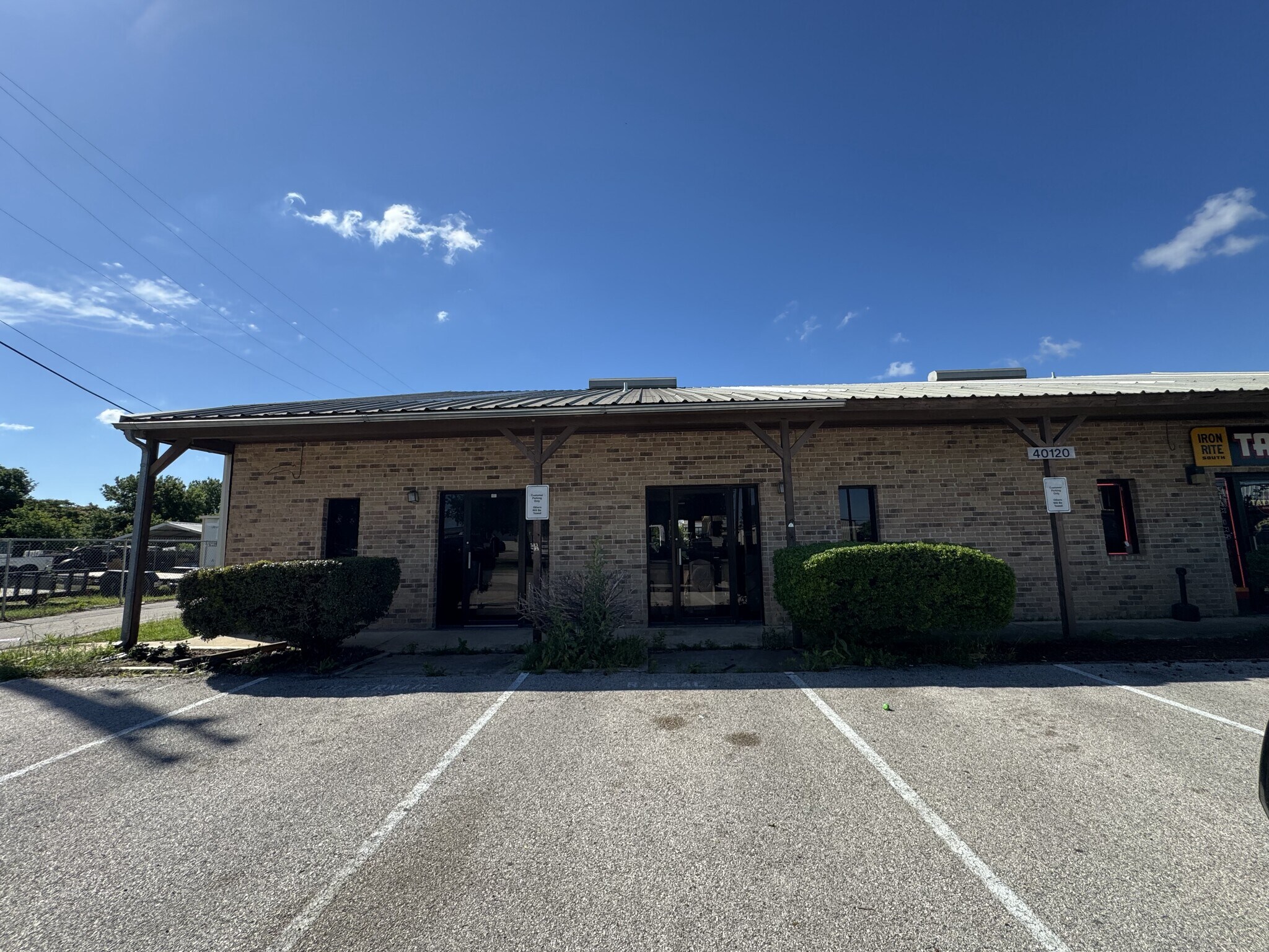 40120 Industrial Park Cir, Georgetown, TX for Rent