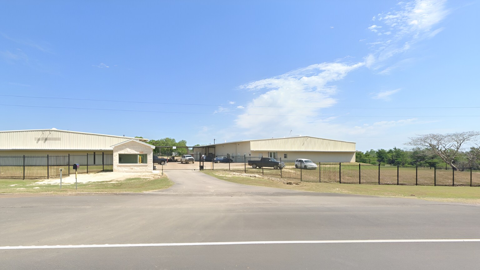 4146 W US Highway 79, Rockdale, TX for Sale