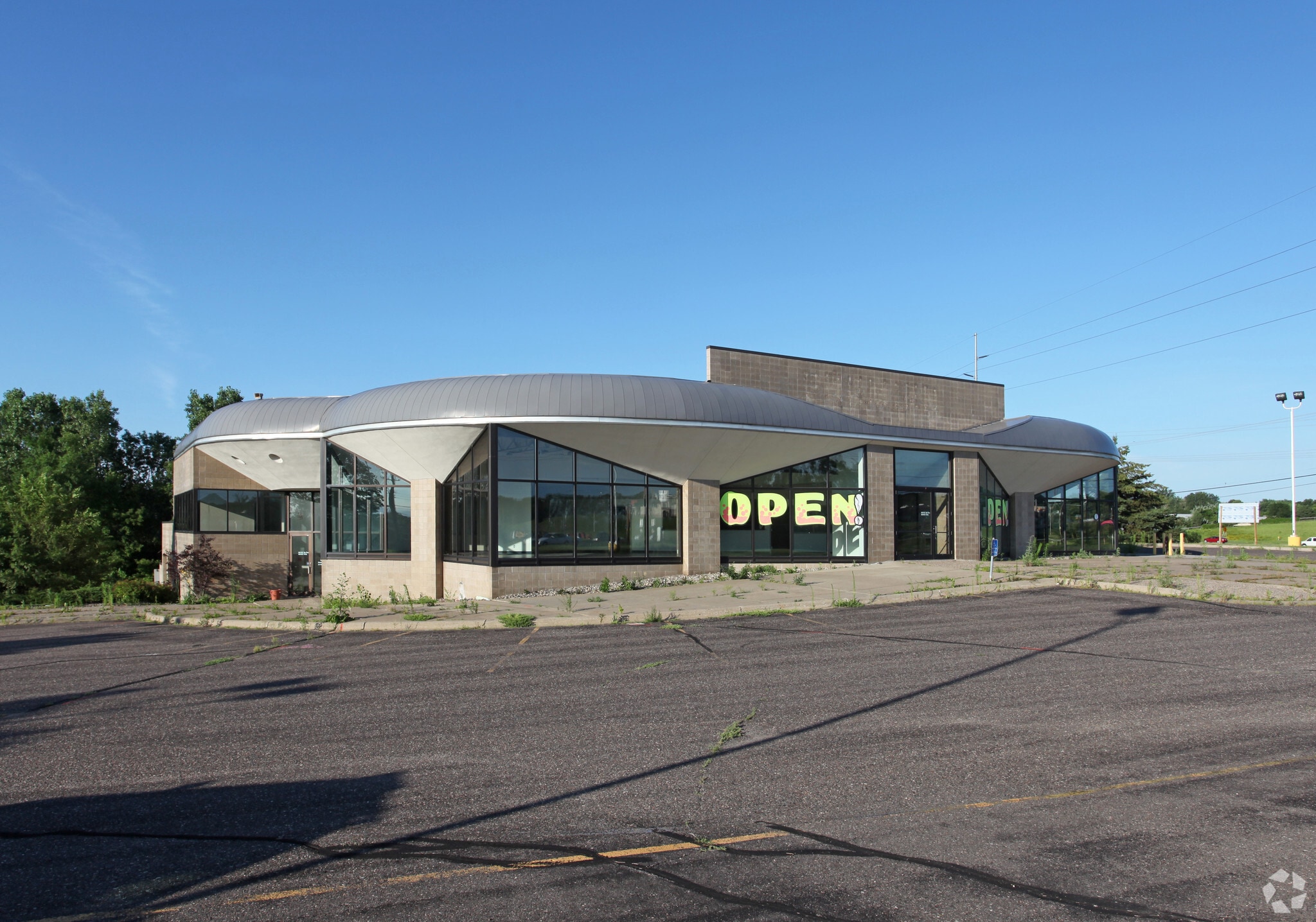 3901 N Vinewood Ln, Plymouth, MN for Rent