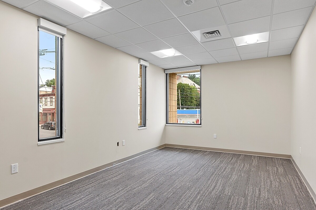 30 E Main St Orange, MA 01364 Office Property for Lease on