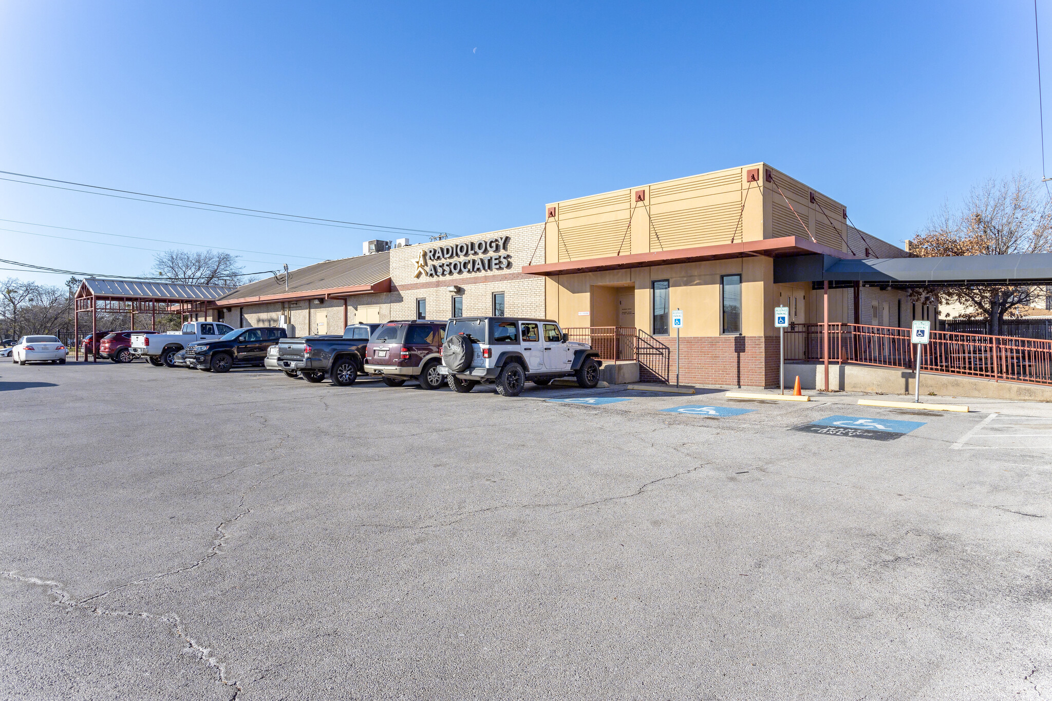 815 Pennsylvania Ave, Fort Worth, TX for Rent