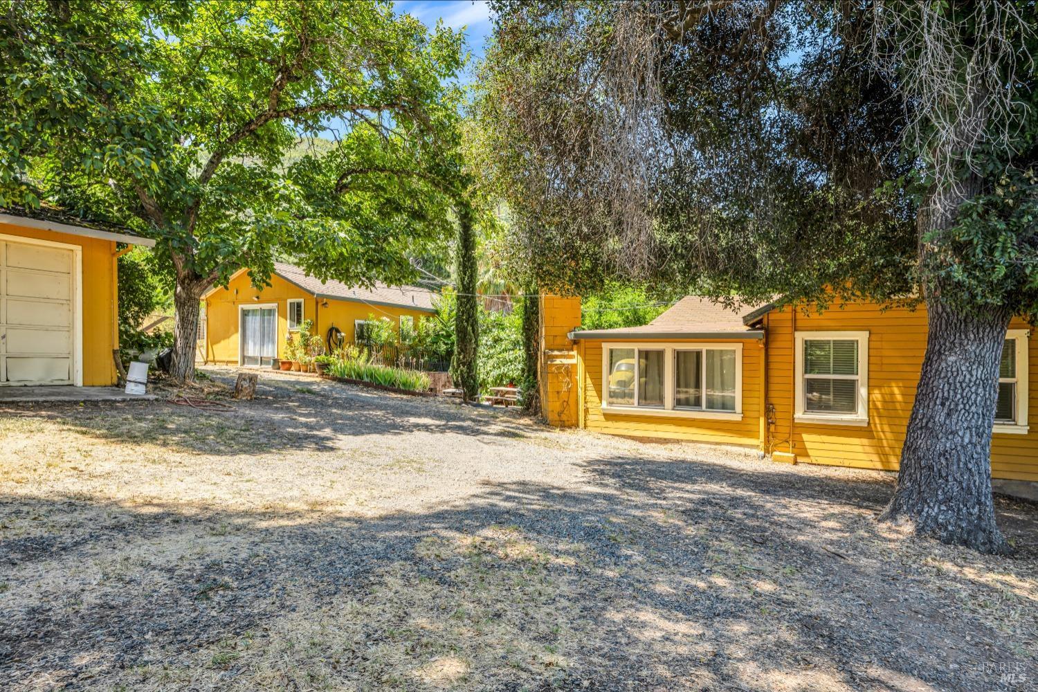 6527 Madrone Drive rd, Kelseyville, CA for Sale