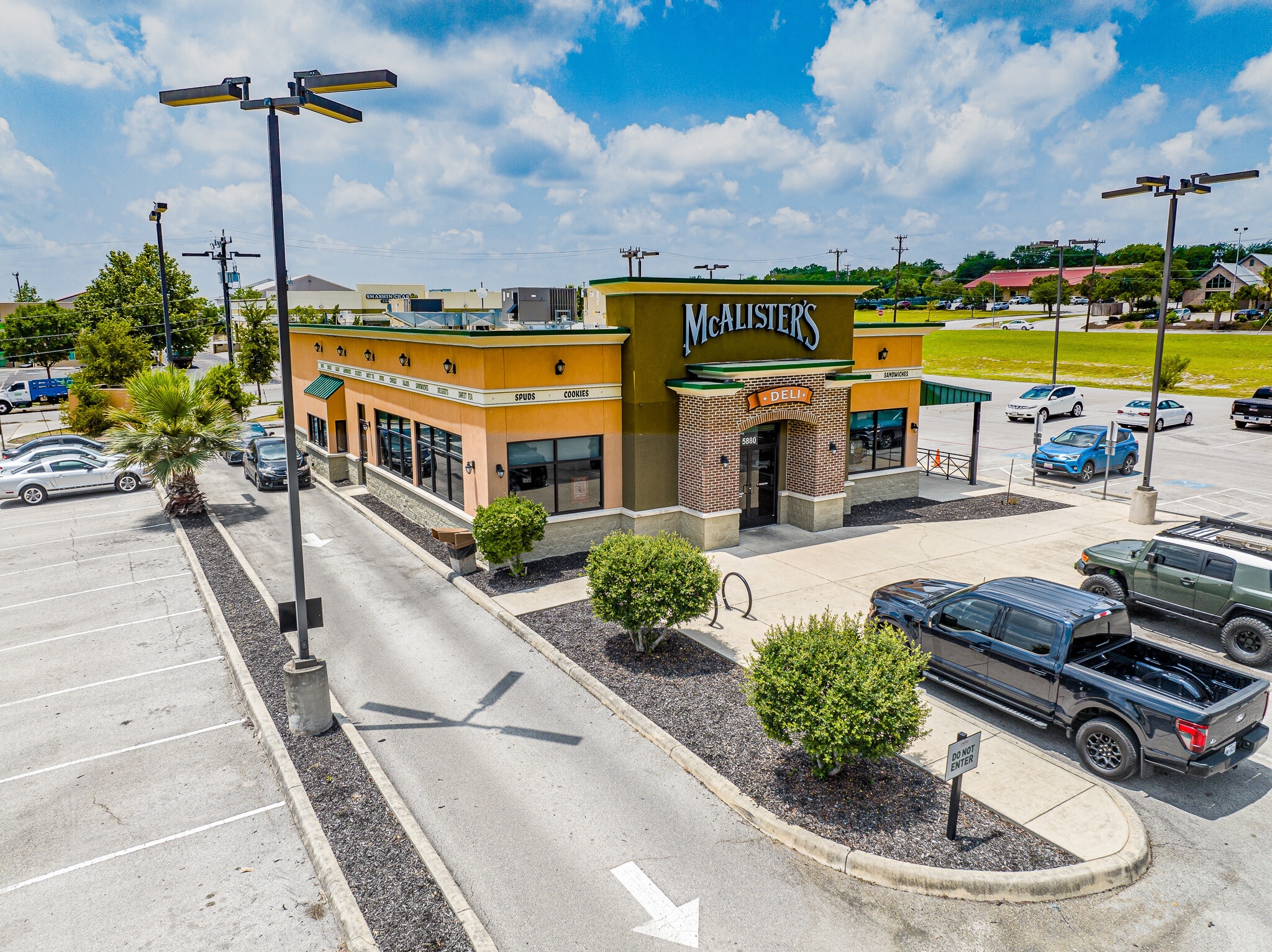 5880 De Zavala Rd, San Antonio, TX for Sale