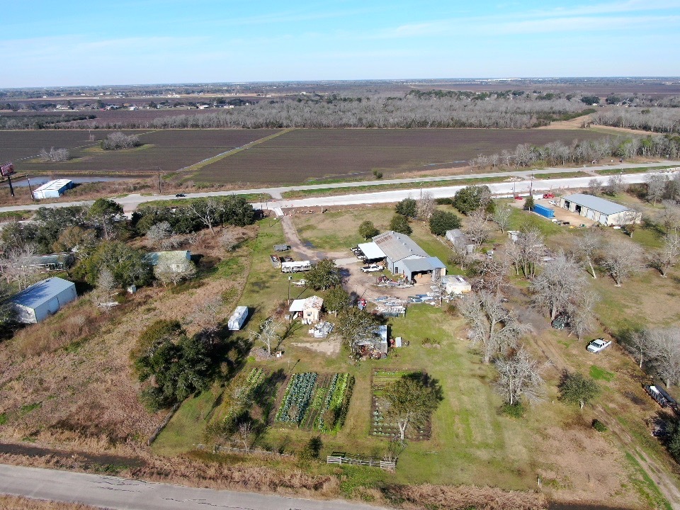 8915 Highway 36, Needville, TX for Sale