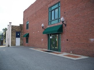 Saint Clairsville, OH Office/Medical - 135 E Main St