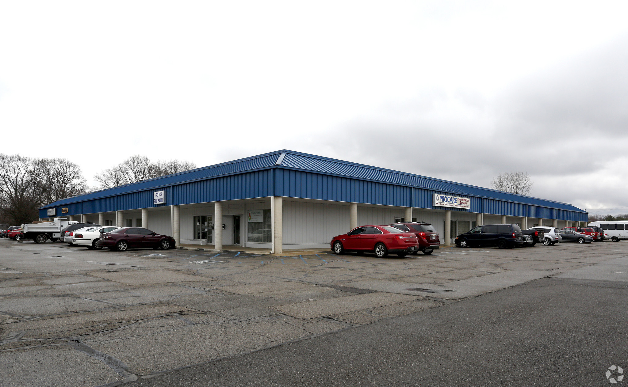 2517-2535 E 10th St, Anderson, IN for Rent