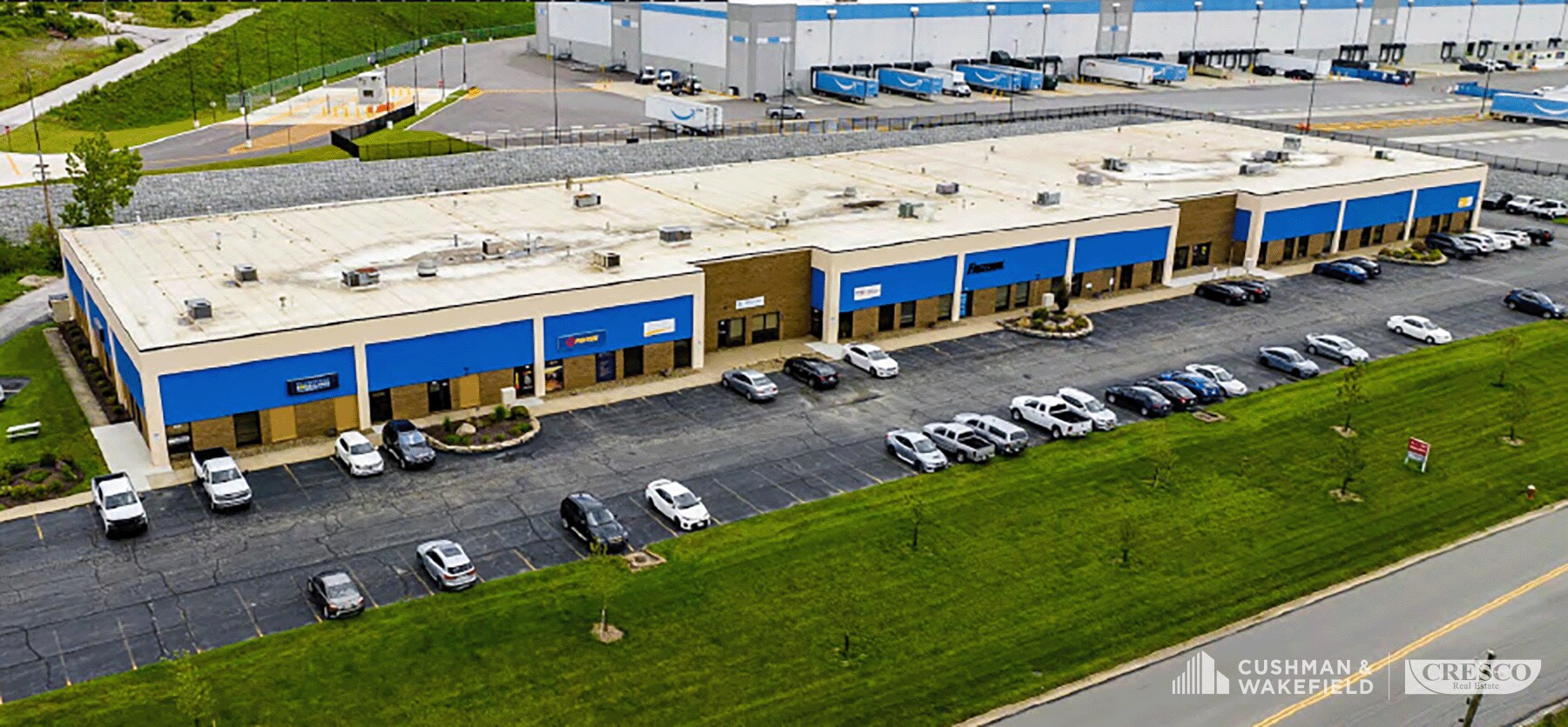 5535-5559 Canal Rd, Valley View, OH for Rent