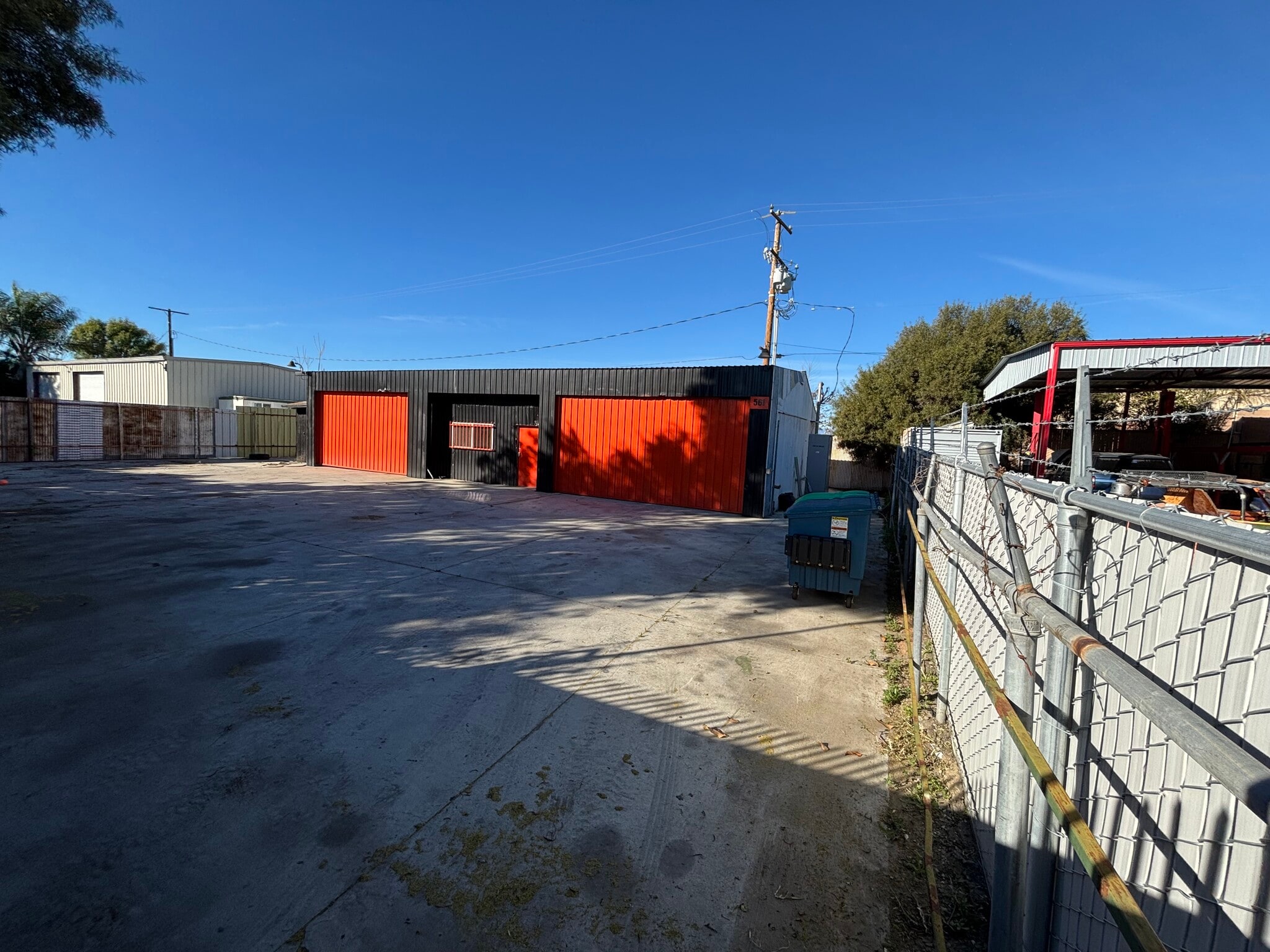 561 N Palm Ave, Hemet, CA for Sale