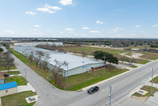 Seguin, TX undefined - 1903 N Austin St