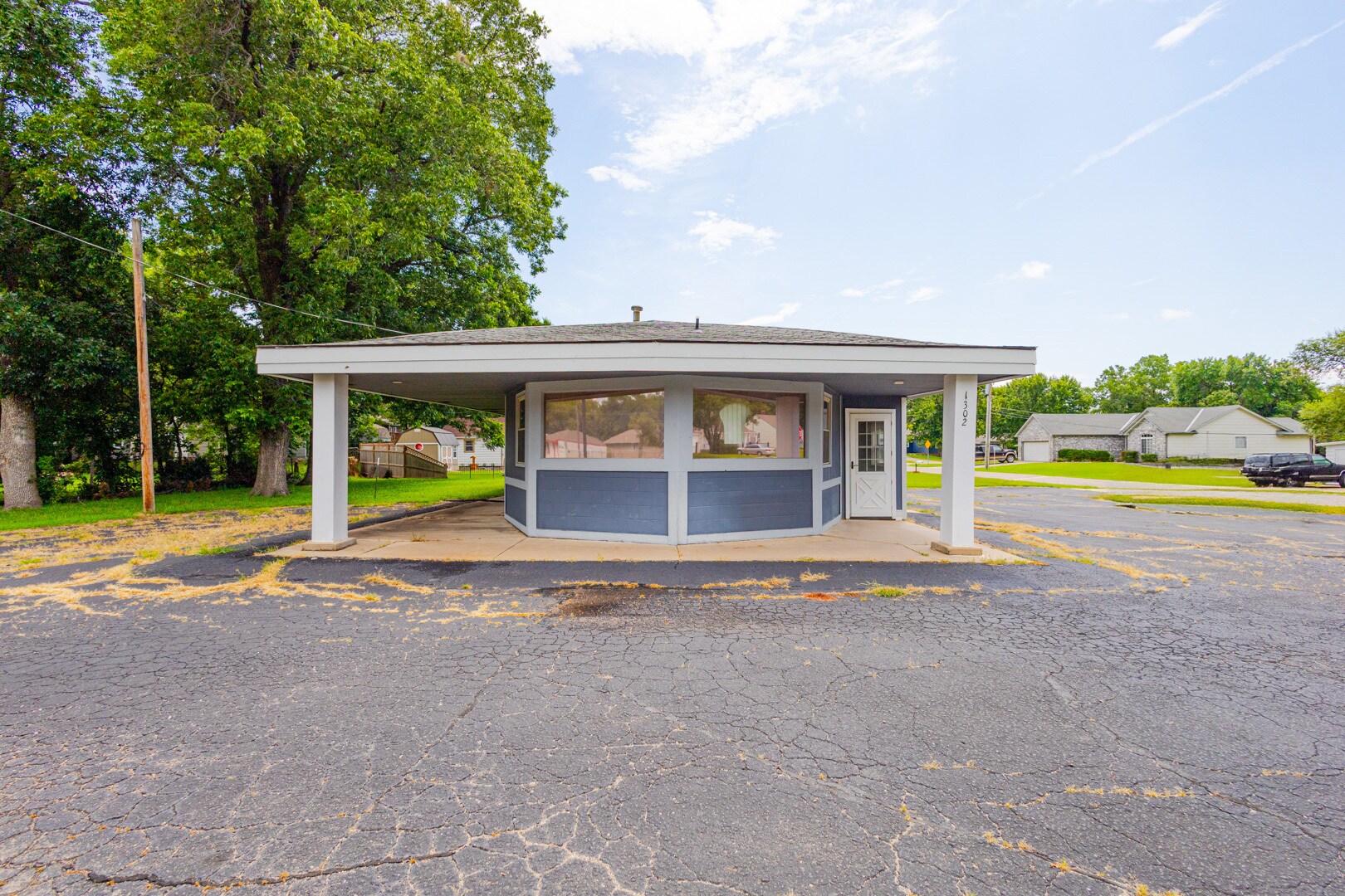 1302 Ohio St, Augusta, KS for Sale