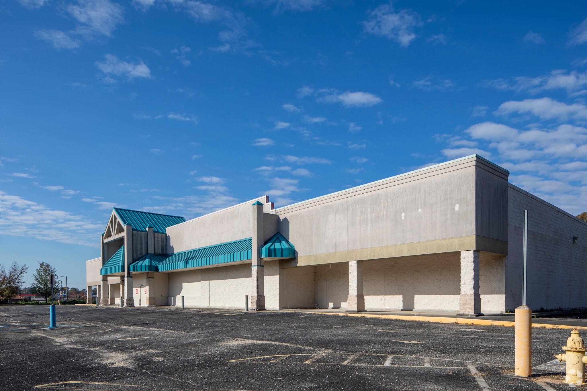2120 HWY 19 N, Meridian, MS for Sale