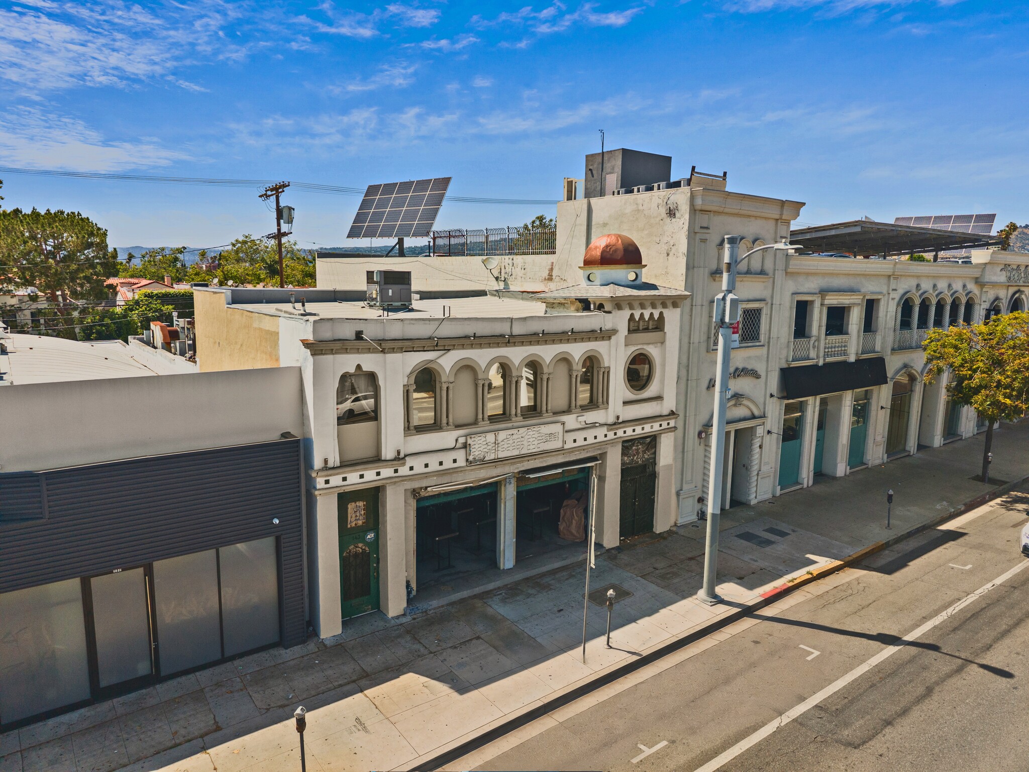 141-143 N La Brea Ave, Los Angeles, CA for Sale