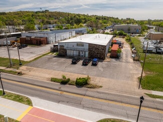 Fayetteville, AR Industrial - 535 W Poplar St