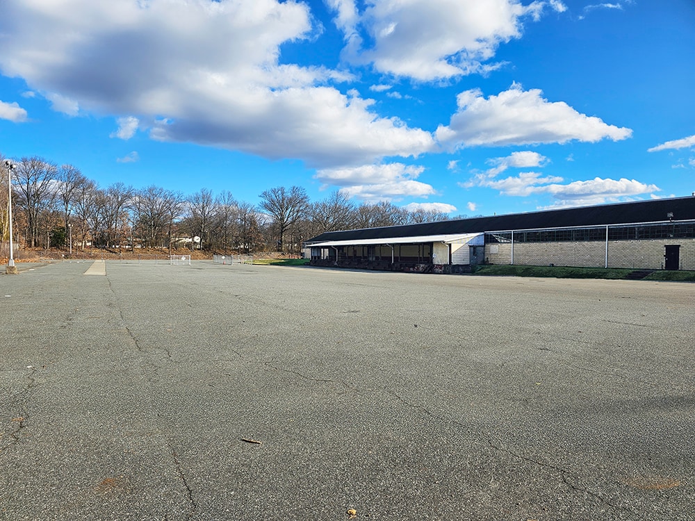 19-05 Nevins Rd, Fair Lawn, NJ for Rent