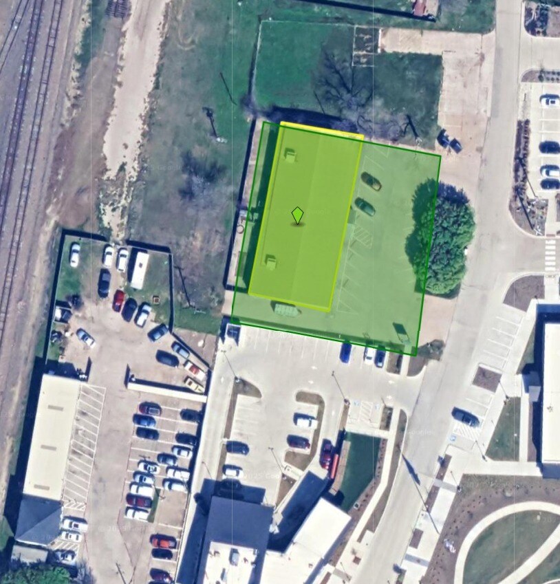 125 N Hampton Rd, Crowley, TX for Sale