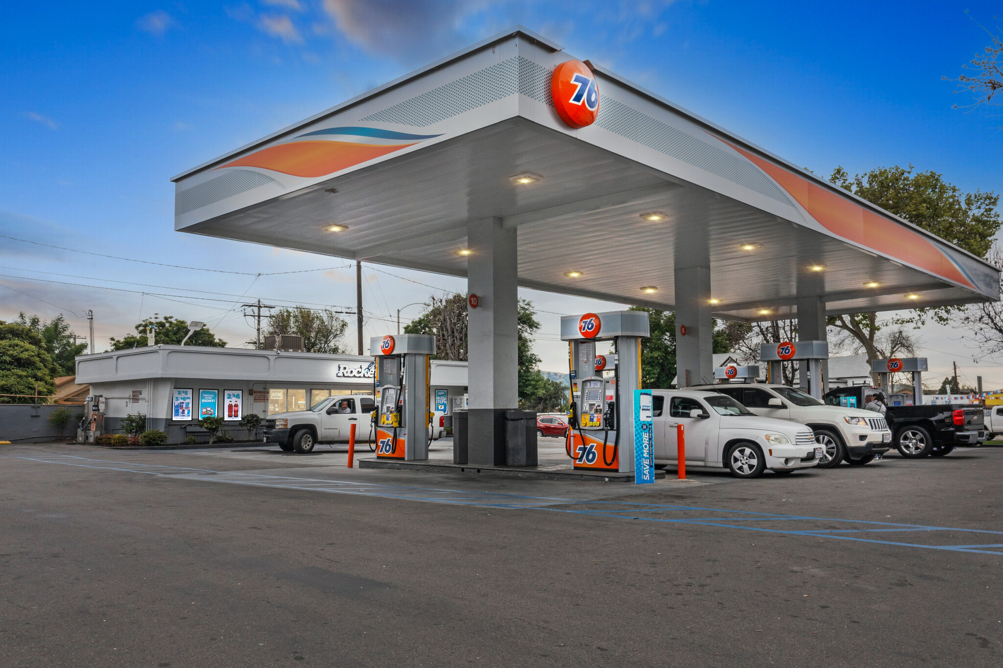 790 W Holt Ave, Pomona, CA for Sale