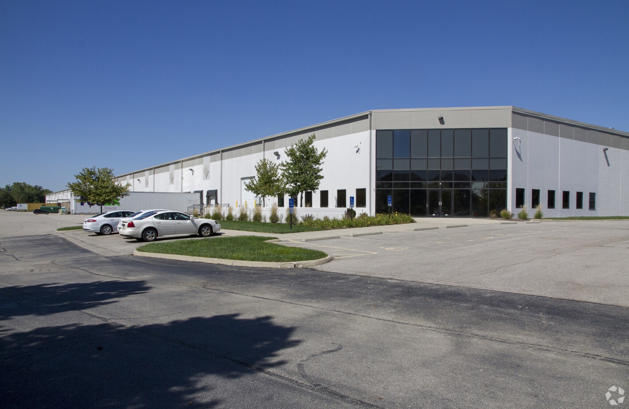 4001 Gantz Rd, Grove City, OH for Rent