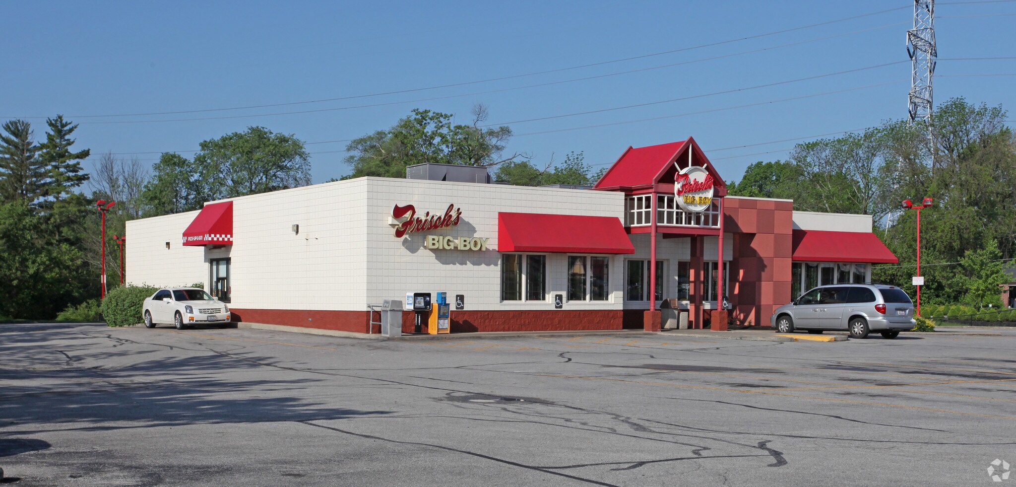 559 Ohio Pike, Cincinnati, OH for Sale