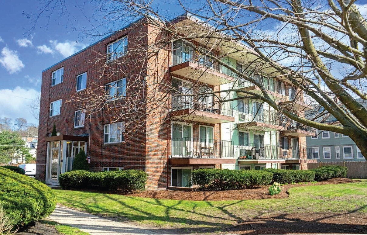 447 Pleasant St, Melrose, MA for Sale