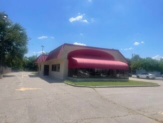 Yukon, OK Retail - 8 E Main St