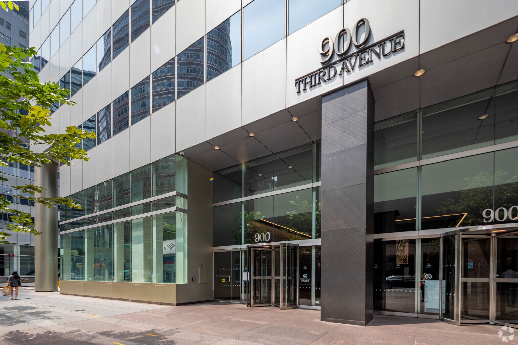 900 Third Ave, New York, NY for Rent