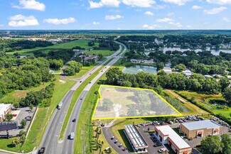 Lady Lake, FL Commercial Land - 133 W Hermosa St