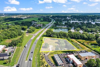 Lady Lake, FL Commercial - 133 W Hermosa St