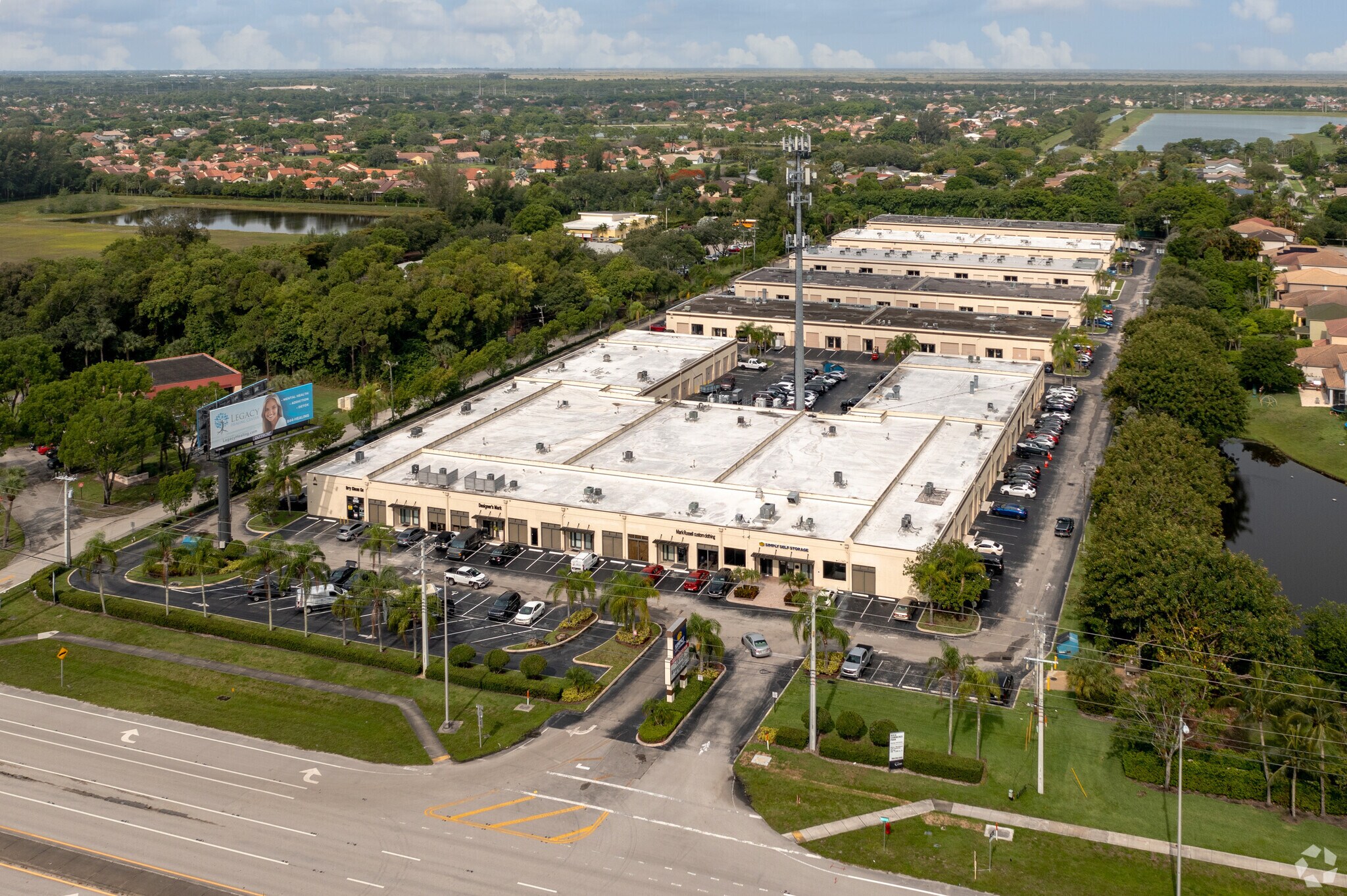 10050 Spanish Isles Blvd Boca Raton, FL 33498 Industrial Park
