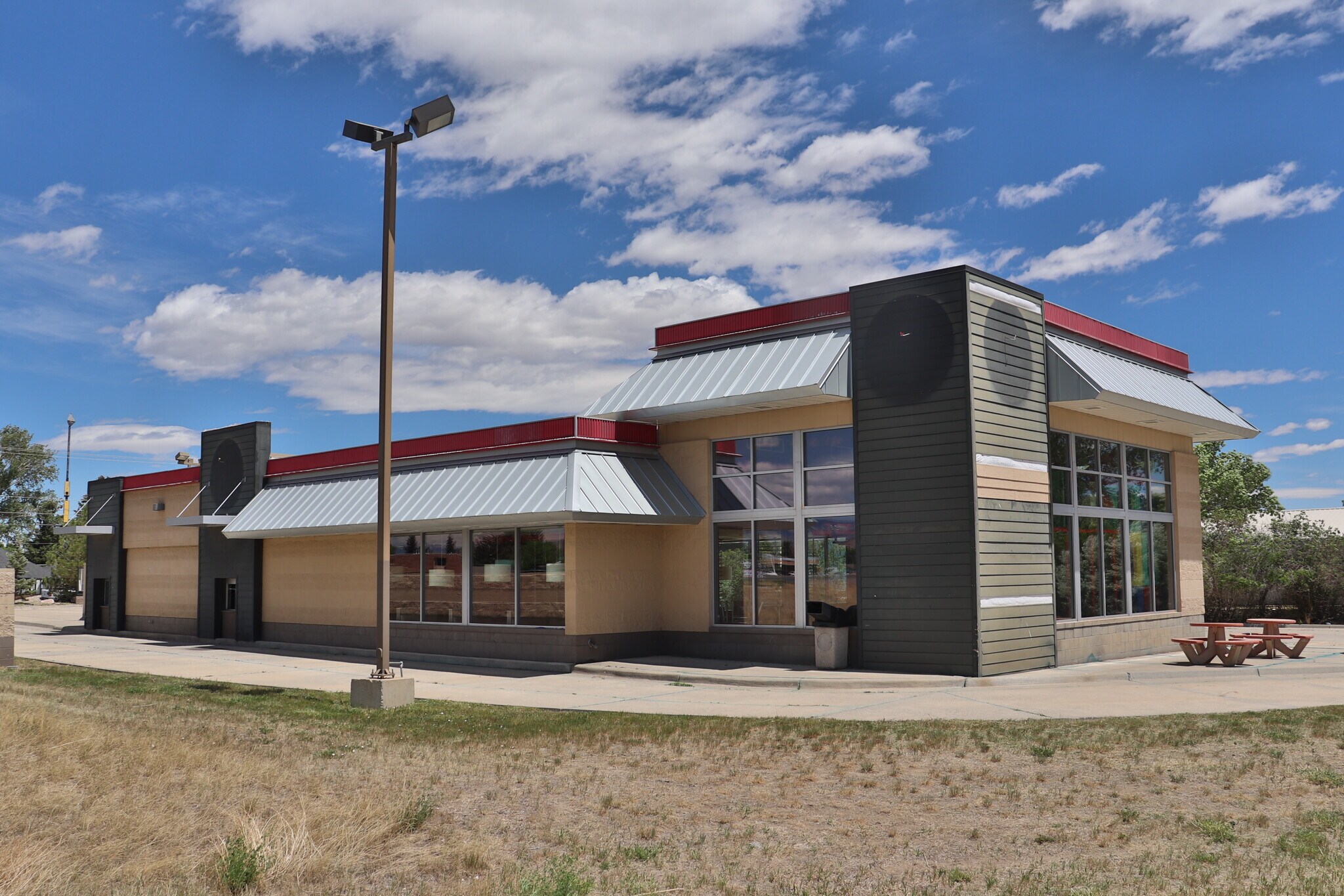 1902 Mountain View Dr, Cody, WY for Sale