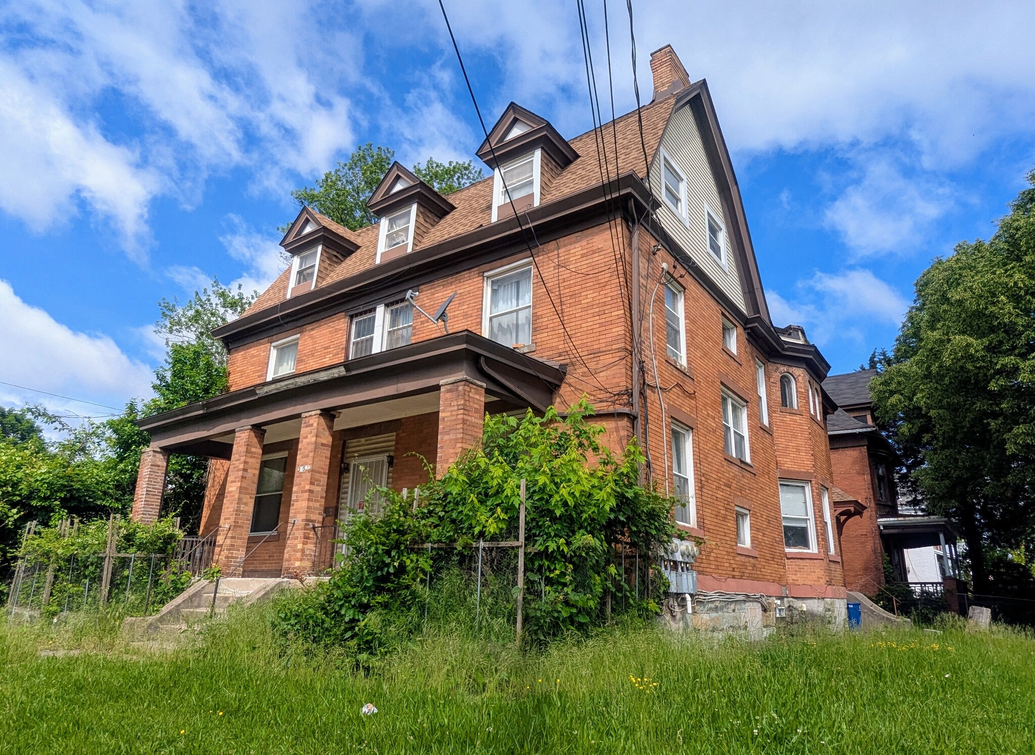315 Lowell St, Pittsburgh, PA for Sale