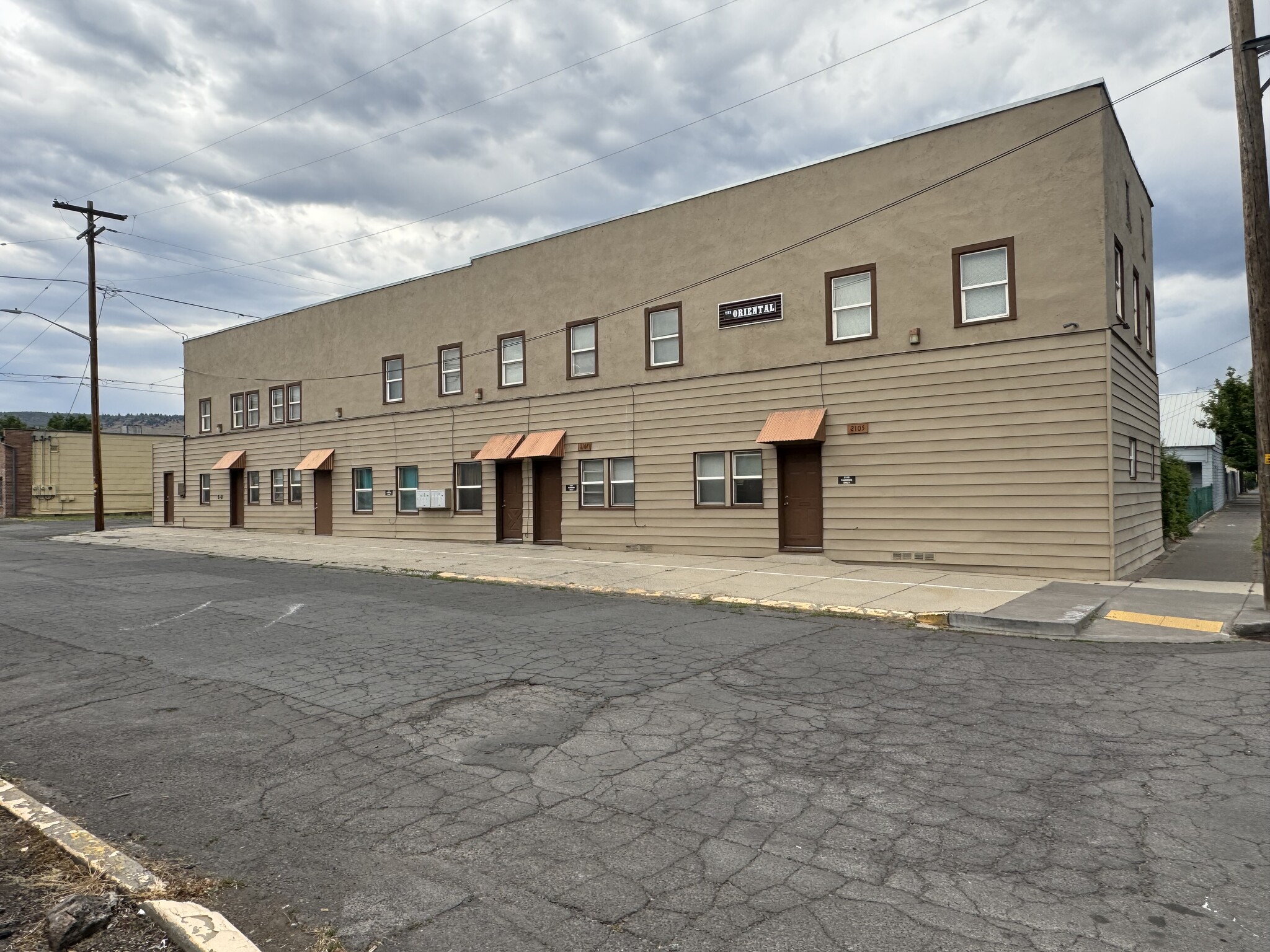 2105-2113 Holly Ave, Klamath Falls, OR for Sale