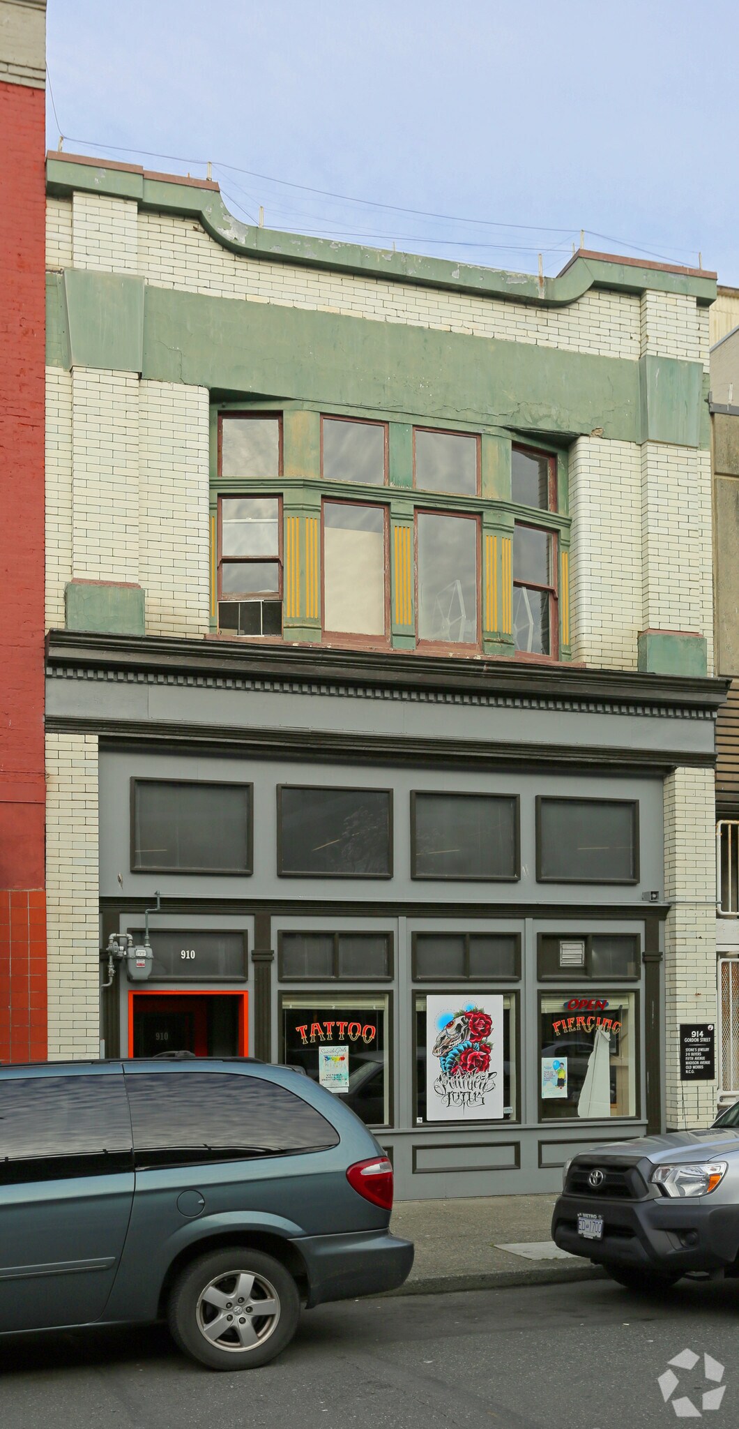 910 Gordon St, Victoria, BC for Rent