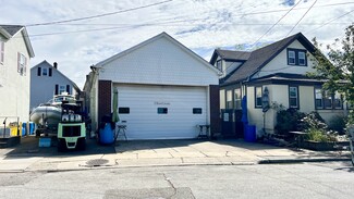 Oyster Bay, NY Industrial - 11 Maxwell Ave