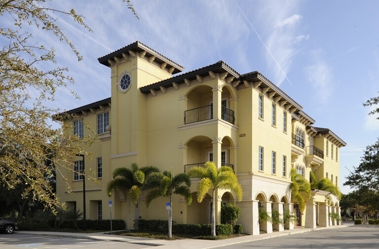 2639 Fruitville Rd, Sarasota, FL for Sale