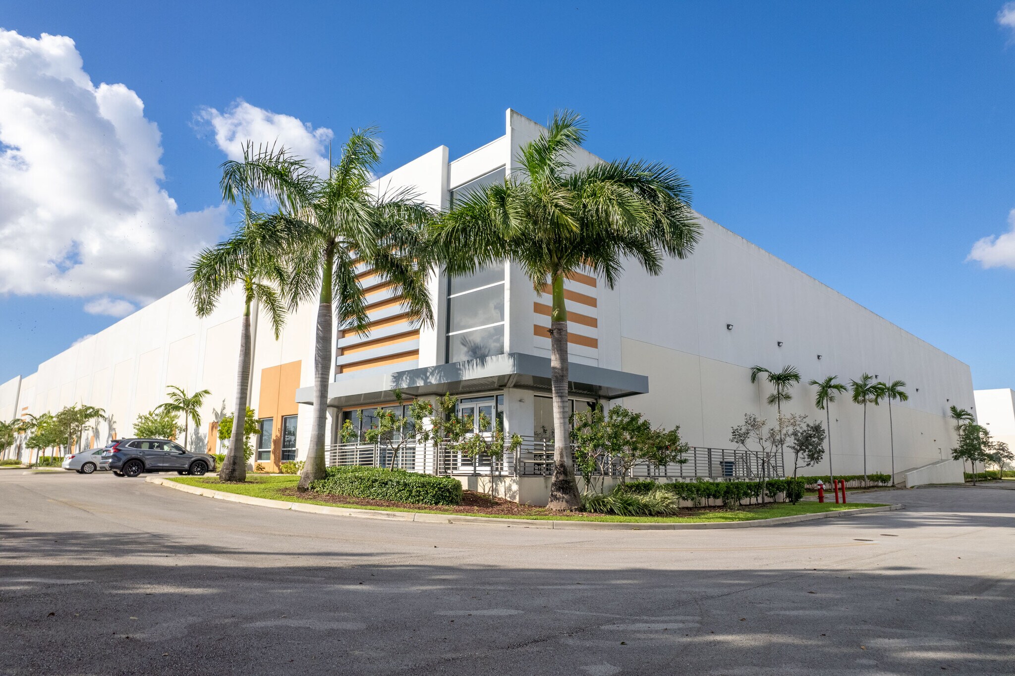 5821 E 10th Ave, Hialeah, FL for Rent